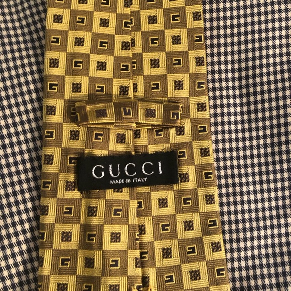 🥁🥁Men’s vintage Gucci necktie. Gold. EUC. BEAUTIFUL. RSRE - Picture 2 of 12